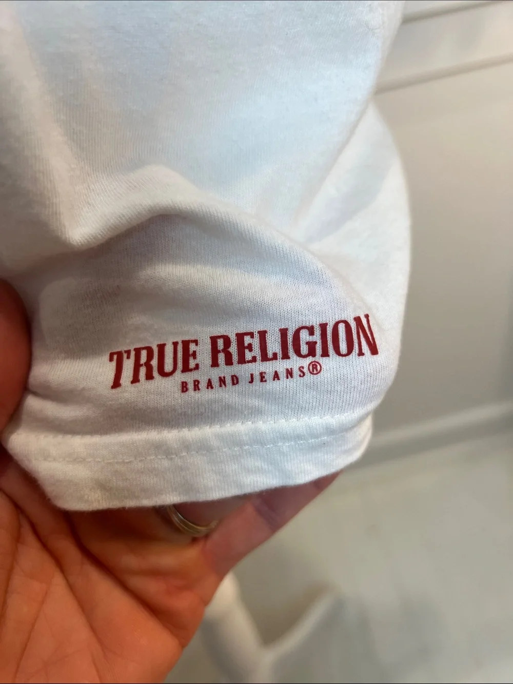 True Religion White V-Neck Short Sleeve Tee size large